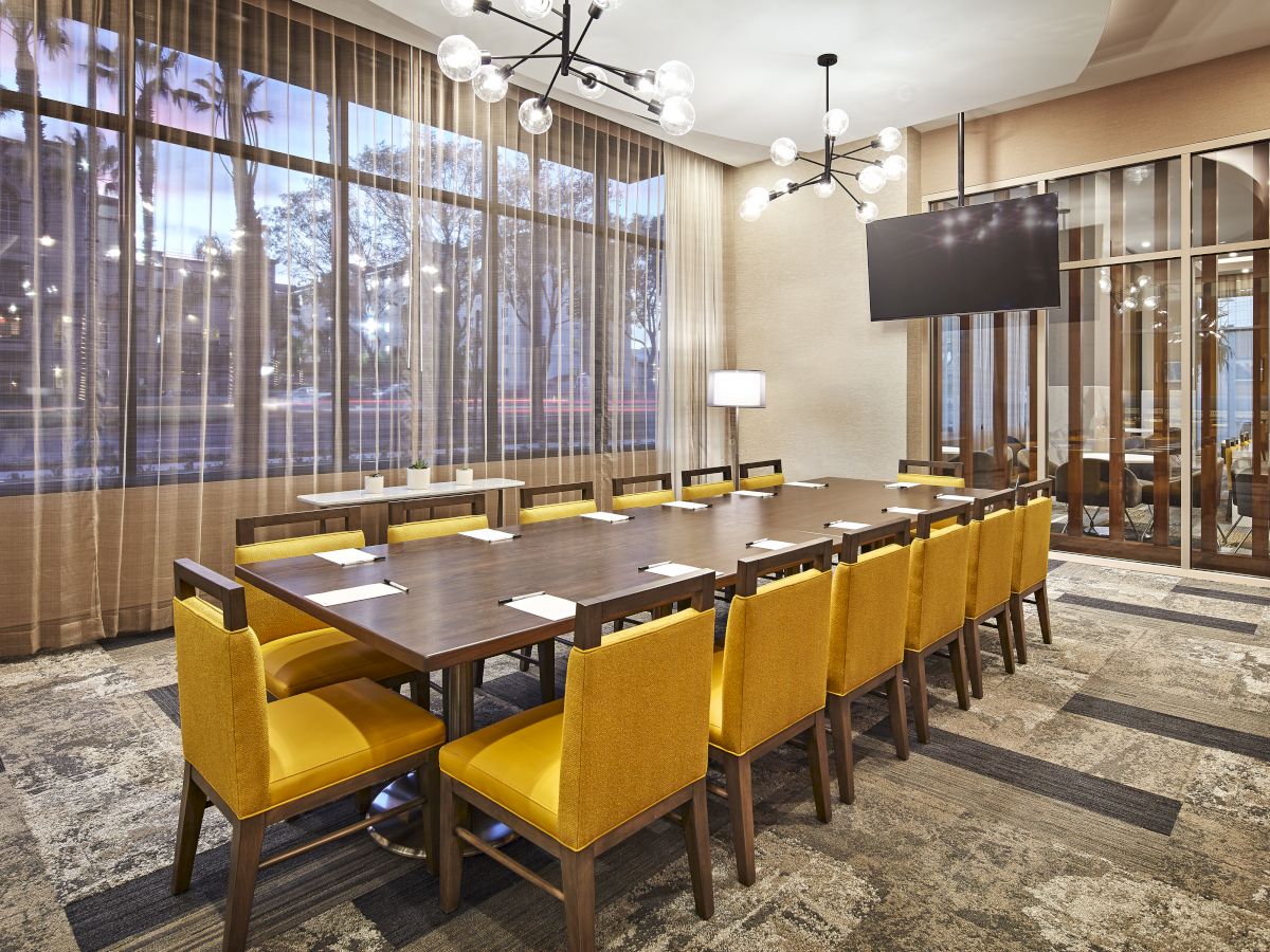Cambria Hotel Anaheim Resort Area