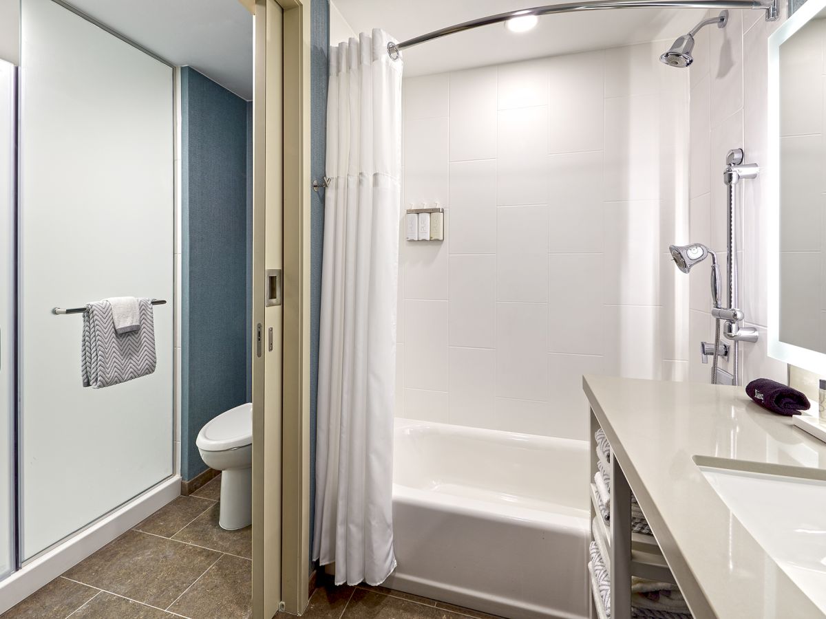 Cambria Hotel Anaheim Resort Area