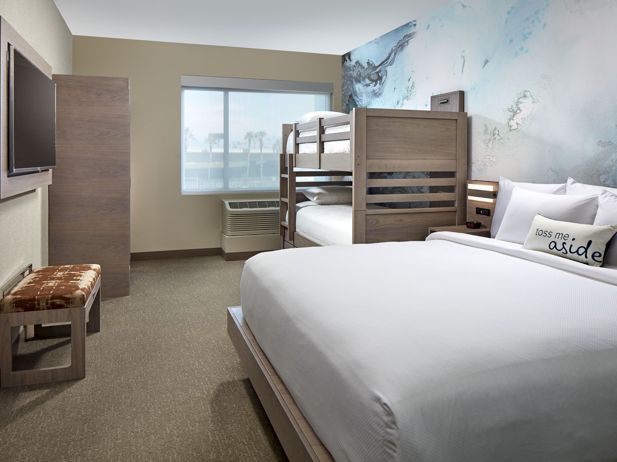 Cambria Hotel Anaheim Resort Area